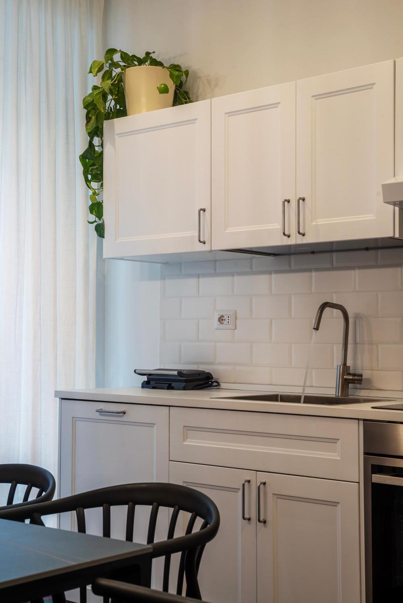 Apartment Toscana 5 - Fromhometorome Rom